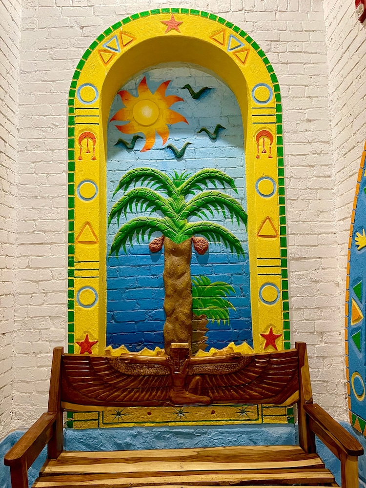 Kato Dool Nubian House 7/60