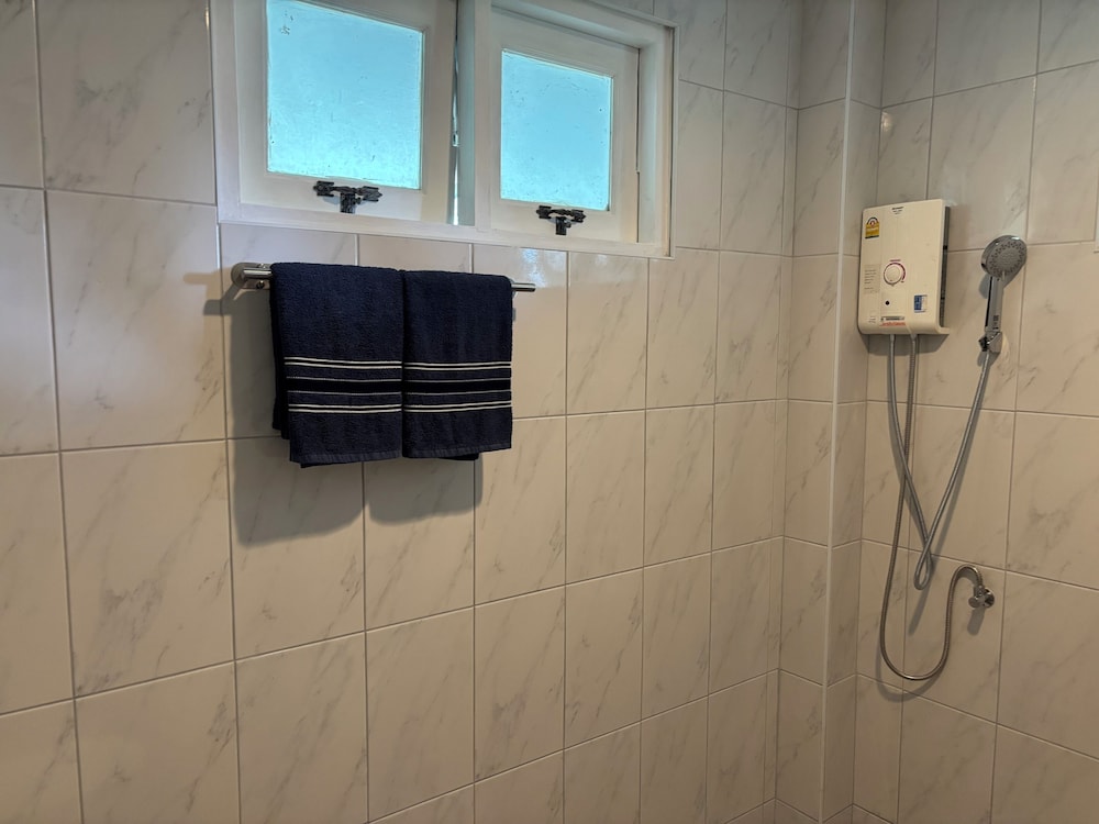 Banyan House Samui Bed and Breakfast - Adults Only 8/43