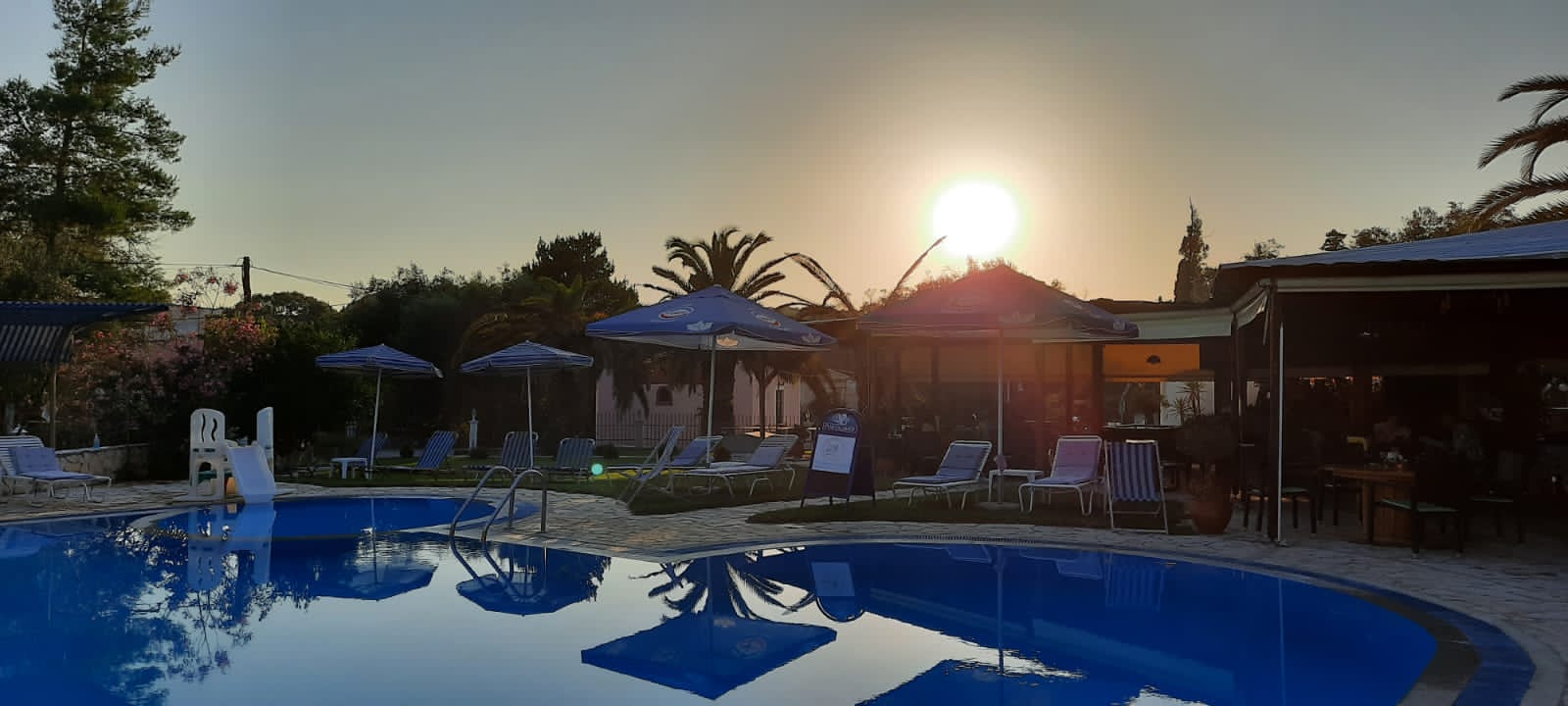 PENSION NYCHTERIDA 16/49