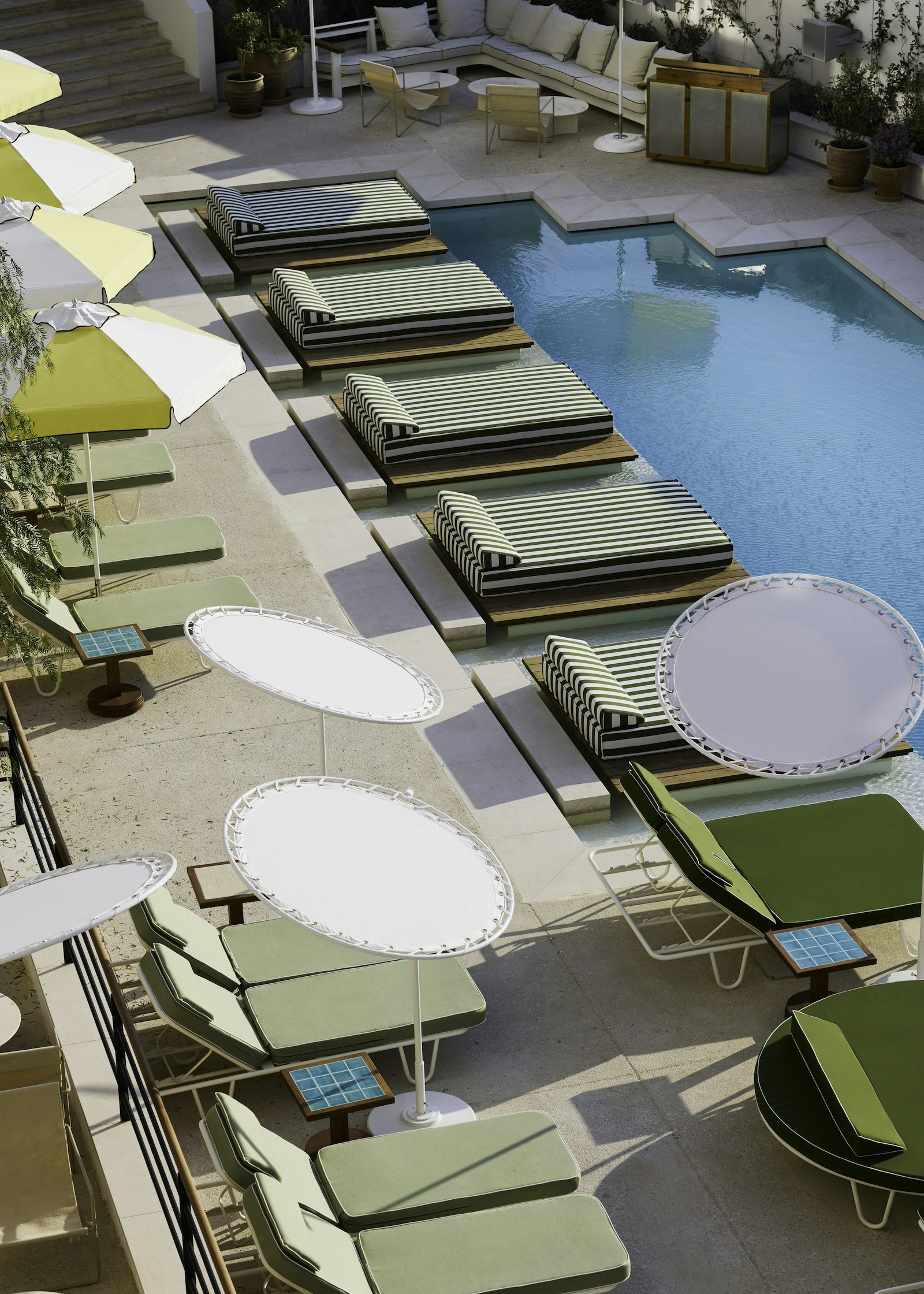 FENIX HOTEL 42/44
