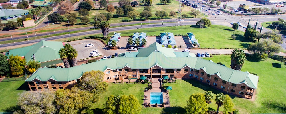 Willows Garden Hotel Potchefstroom 21/22