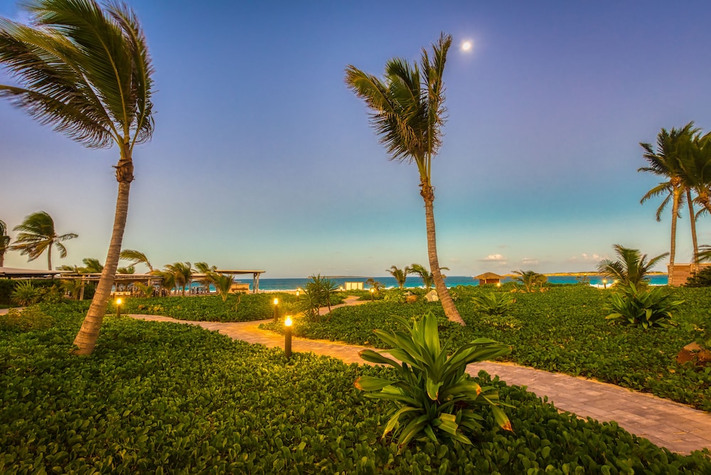 Orient Beach Hotel 19/27