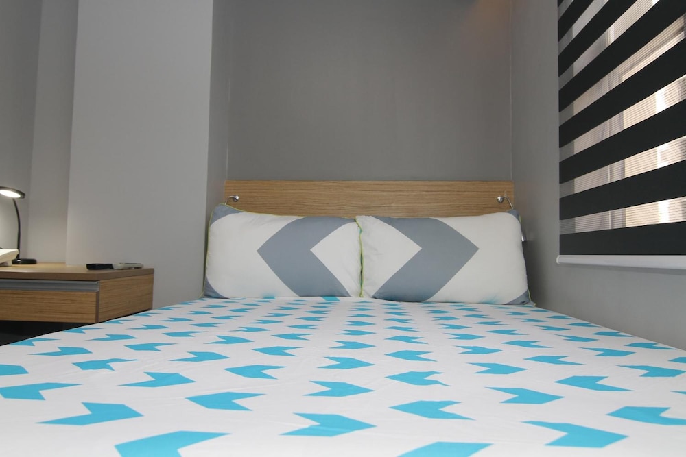 Cebu Hotel Plus 20/55