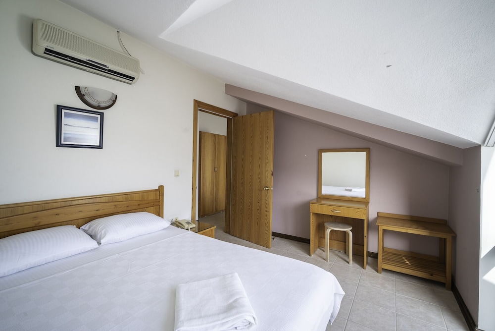 Room, Apartment, Double Bed, Sea View, 2 Sofa