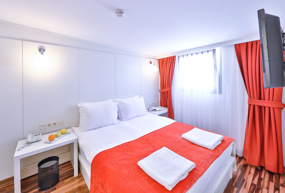 Senatus Hotel 22/50