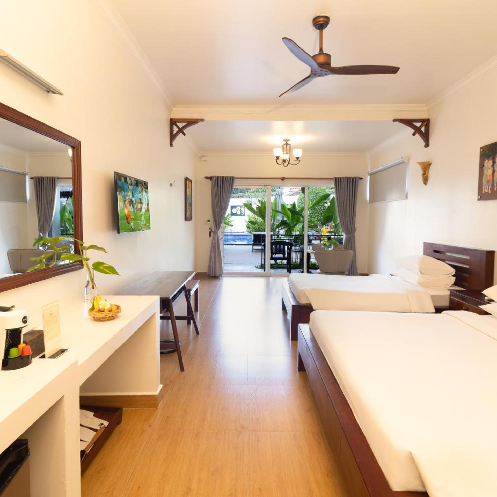 Family, Villa, Balcony, Pool Access