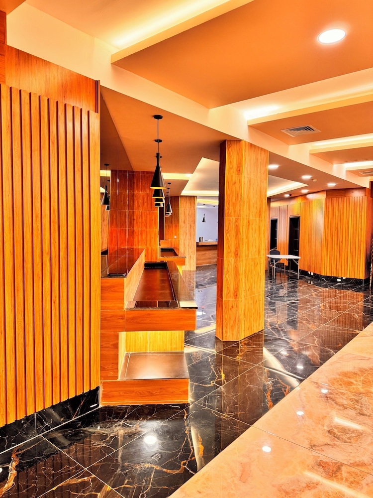 Presidential Hotel 21/50