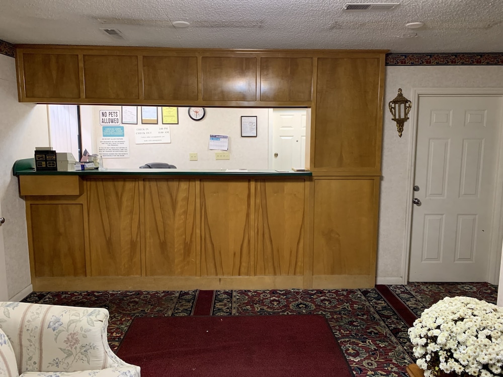 Budget Inn Ardmore 8/34