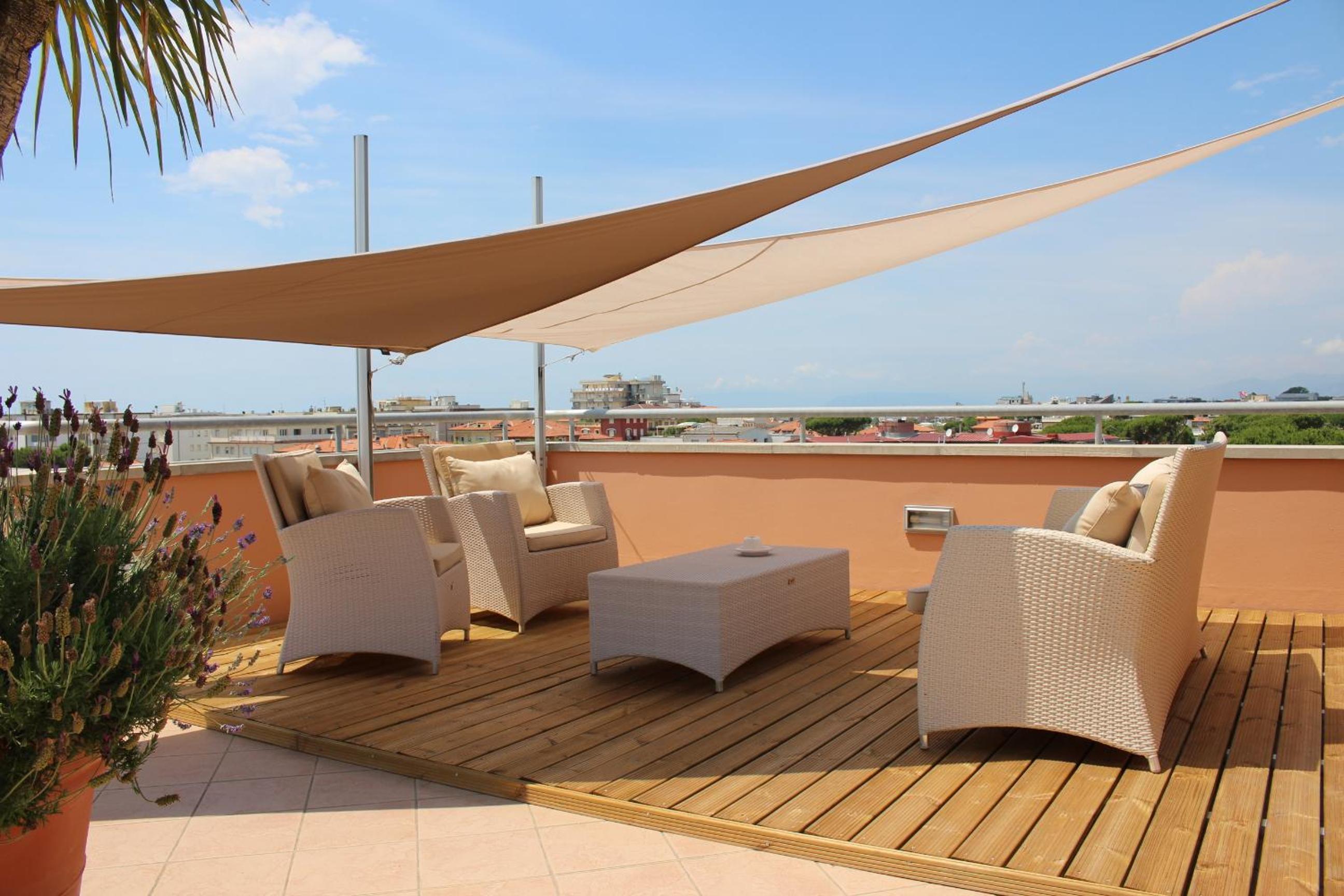 Hotel Piccolo Mondo 45/56