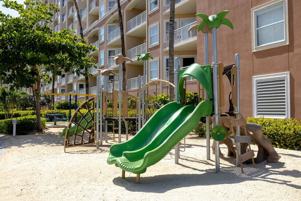 Marriotts Aruba Surf Club 56/68
