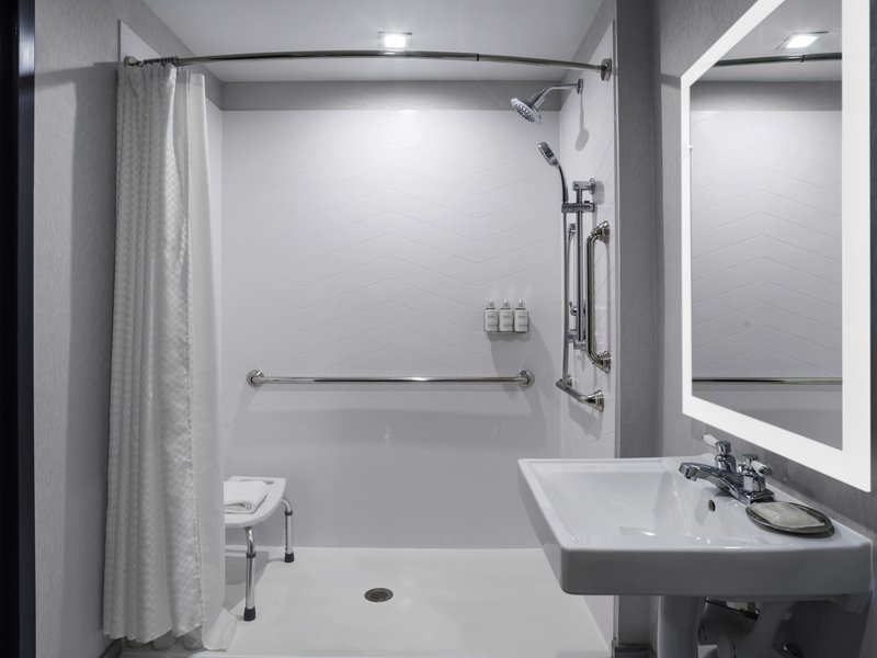 voco Niagara Falls - the Cadence, an IHG Hotel 46/55