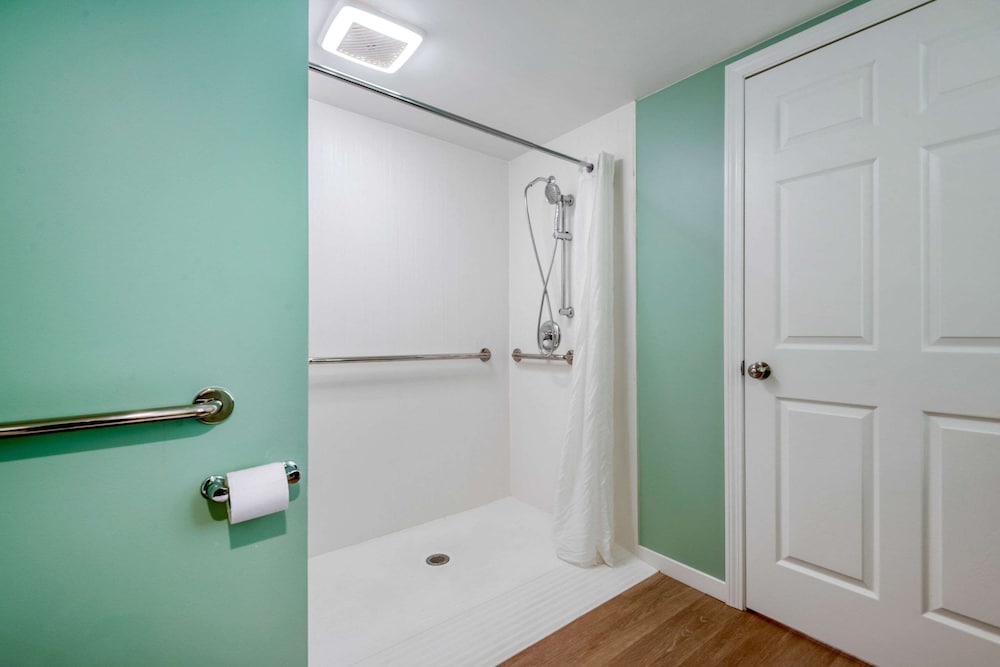 Quality Inn & Suites Lincoln I-93 65/65