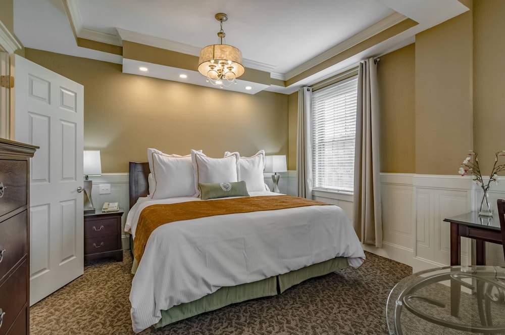 Executive, Suite, King Bed