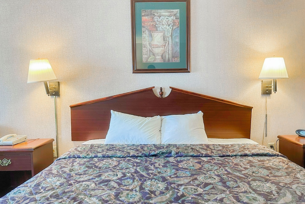 OYO Hotel East Macon I-75 photo3