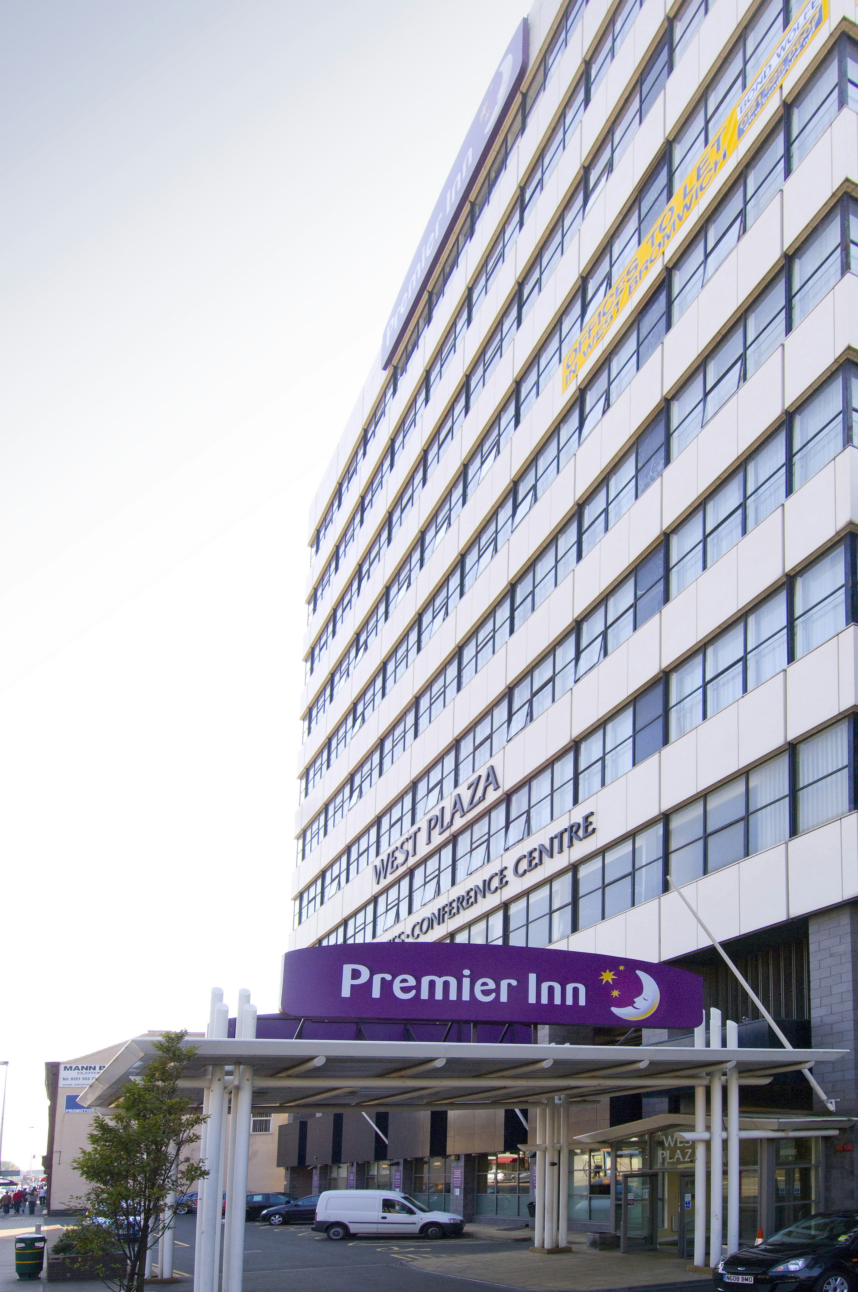 Premier Inn West Bromwich Town Centre (New Square) in SANDWELL