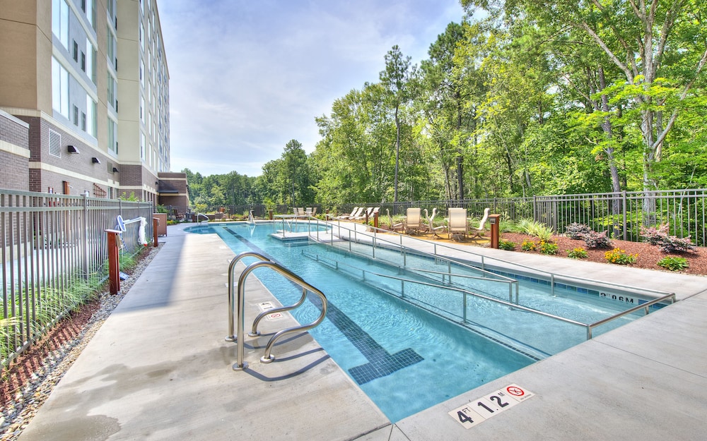 Hyatt Place Durham Southpoint 42/66
