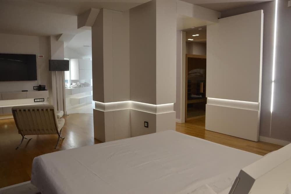 Suite Testani 16/58