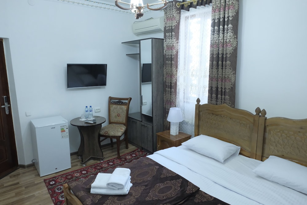 Bukhara Baraka Hotel 33/46
