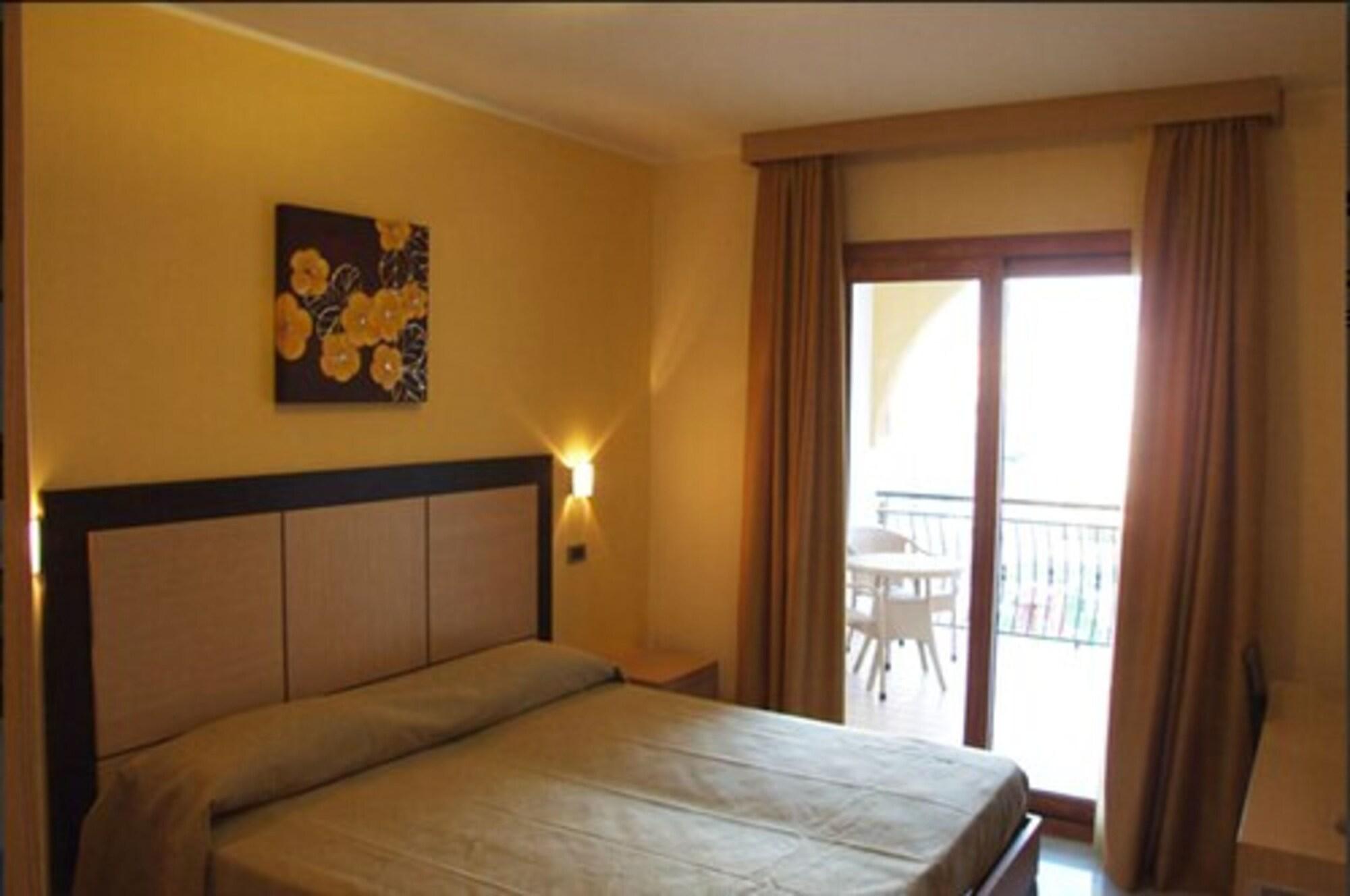 Marc Hotel 15/61