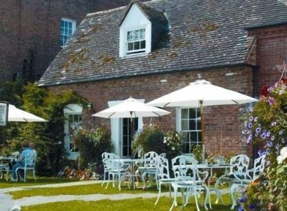 Corse Lawn House Hotel 2/49