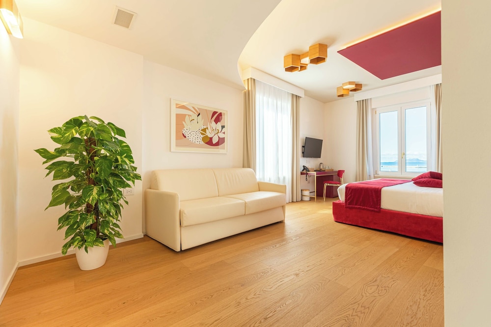 Hotel Aristeo 26/50