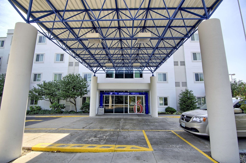 Motel6 Portsmouth, NH 50/61