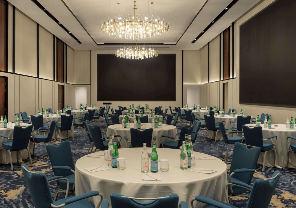 Park Inn by Radisson Hotel & Apartments Kuwait 58/62