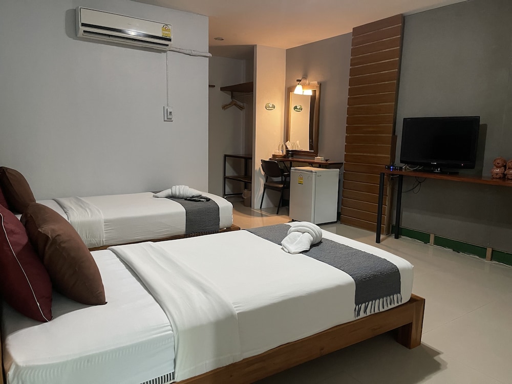 Ruen Kaew Resort 32/38