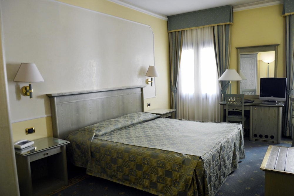 Hotel Donatello 18/63