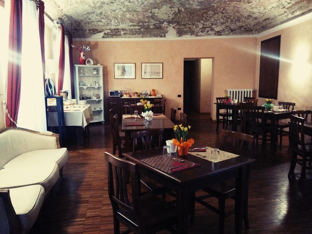 Albergo San Lorenzo 50/66