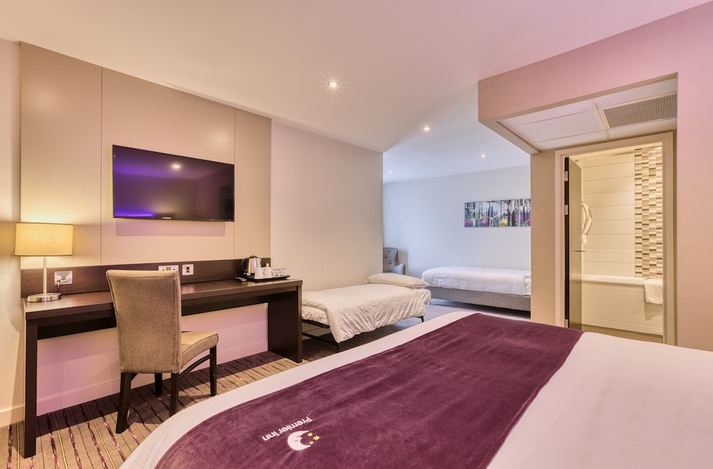 Premier Inn Berwick upon Tweed hotel 22/52