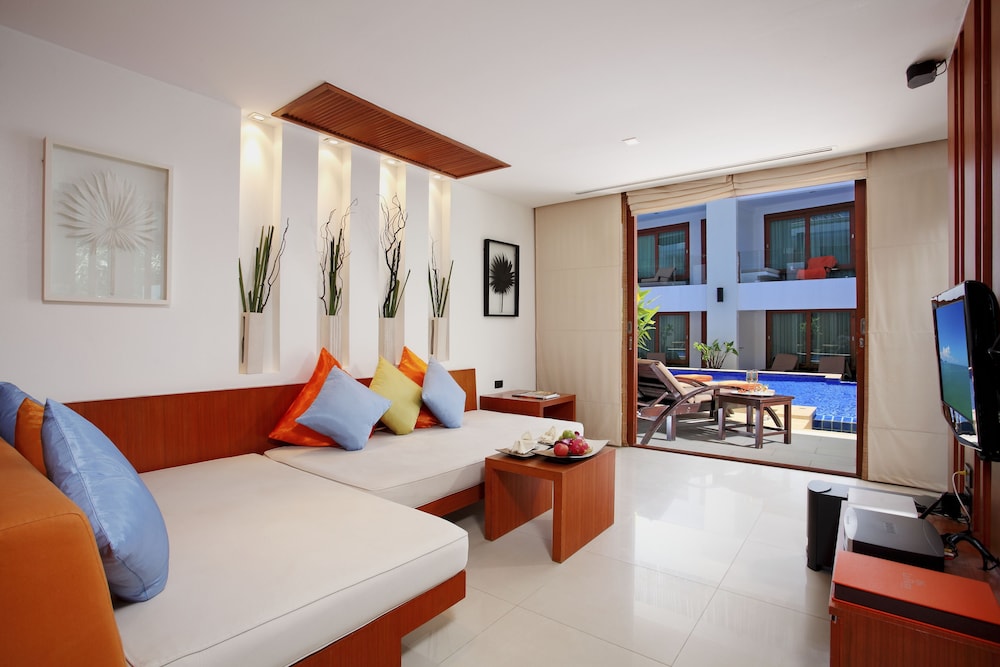 La Flora Resort Patong 22/70