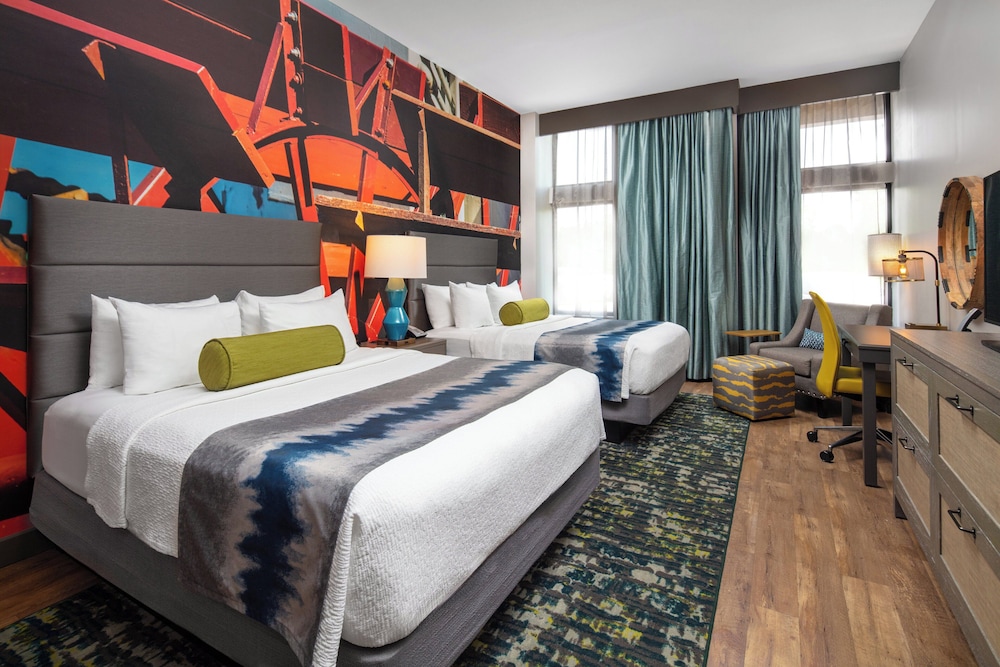 STANDARD, 2 QUEEN BEDS, ANNEX