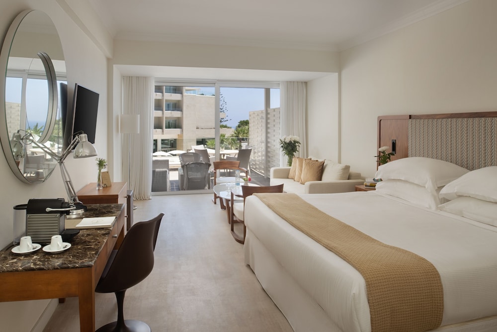 Grecian Park Hotel 25/75