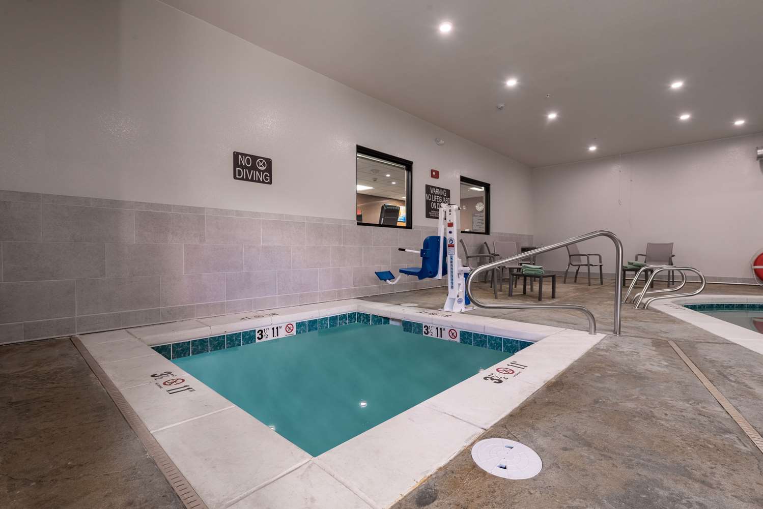 MainStay Suites Colorado Springs East - Medical Center Area 19/29