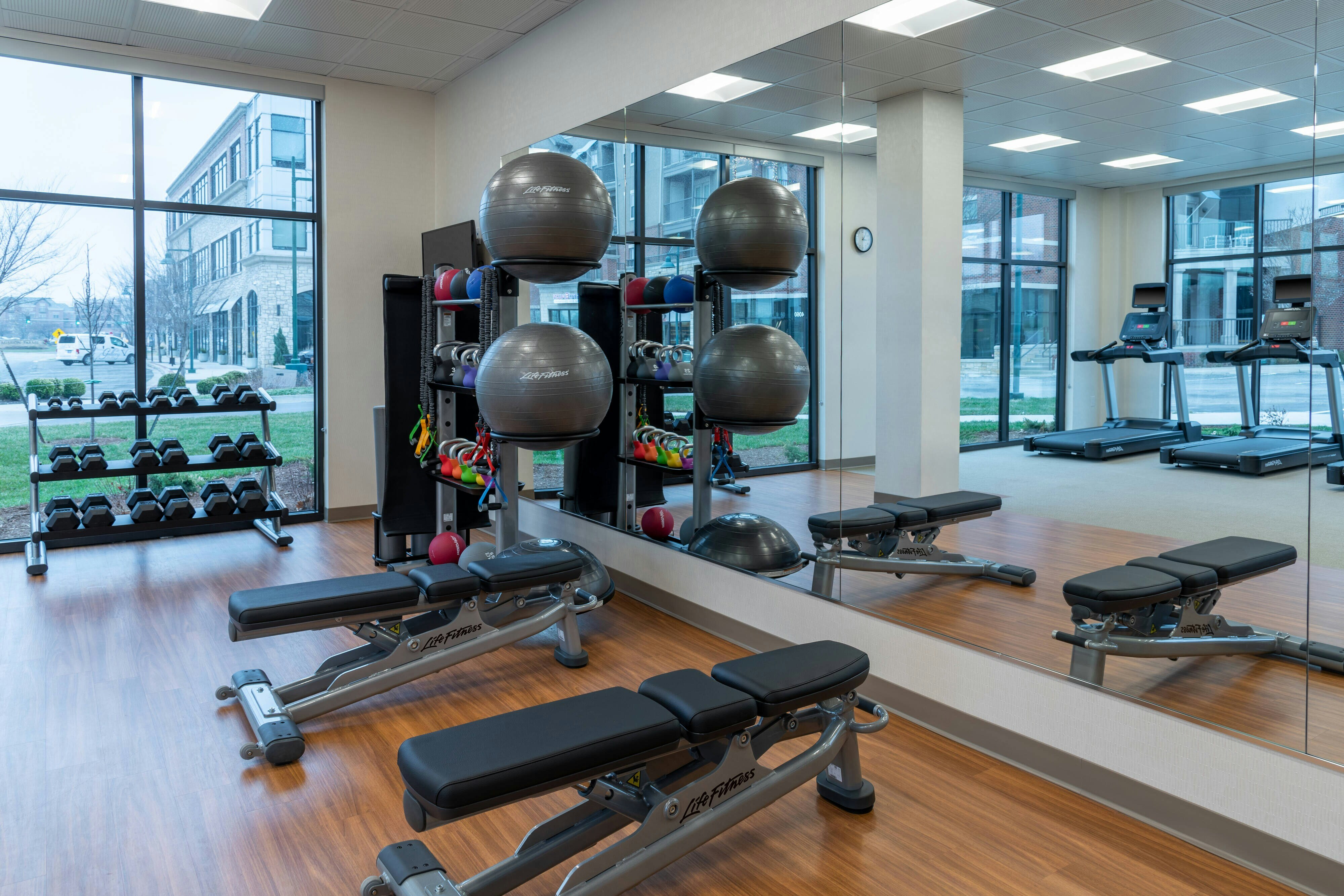 SpringHill Suites by Marriott Overland Park Leawood 5/17