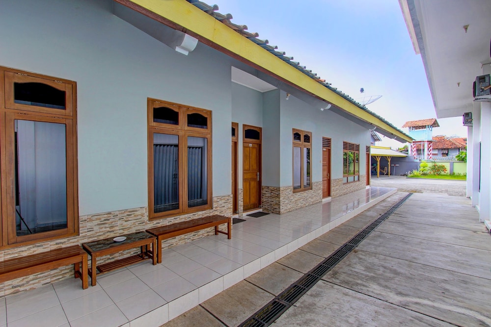 Super OYO 91748 Wisma Pkpri Purworejo 11/48