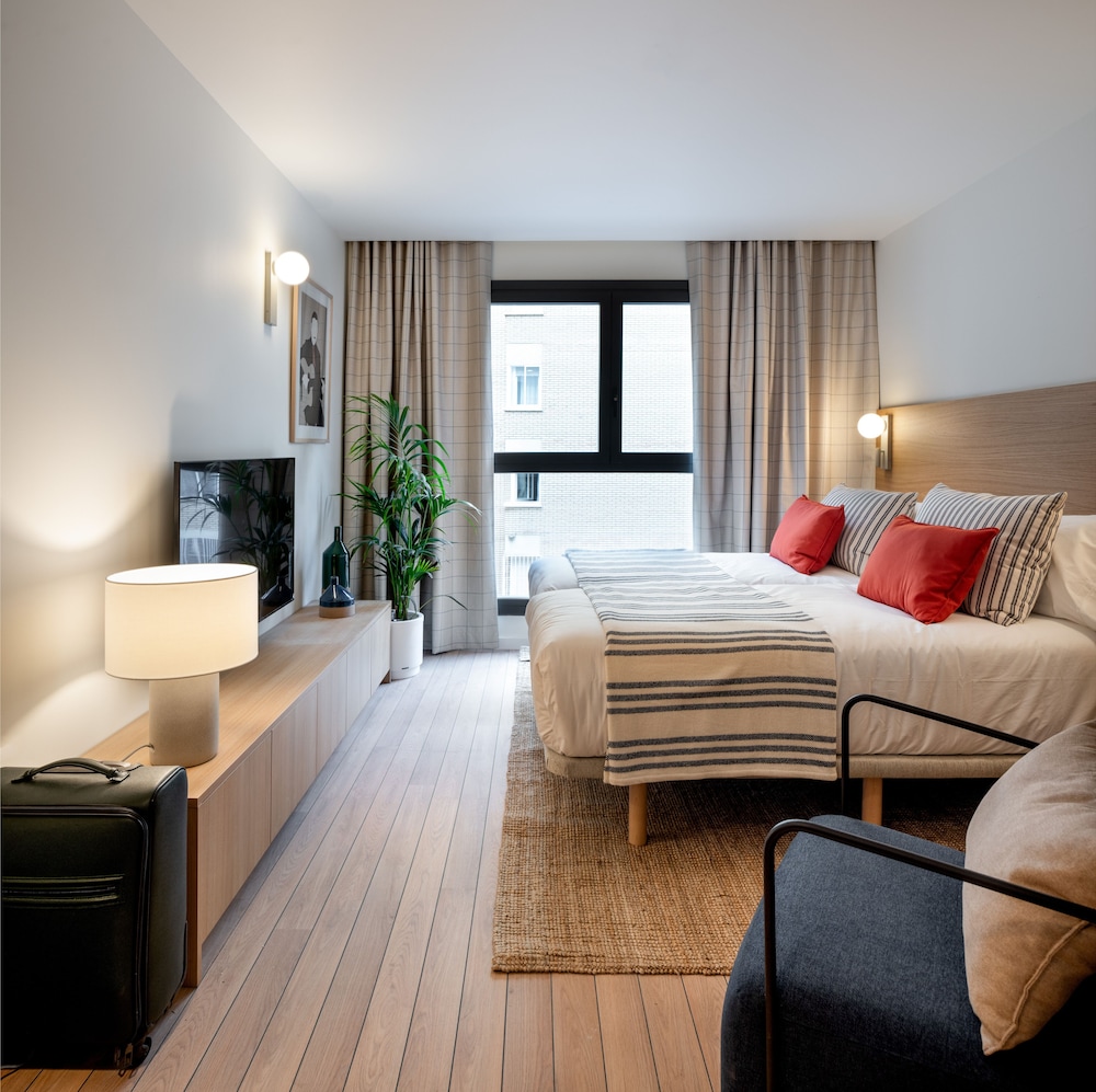 Aparthotel Libere Vitoria 43/65