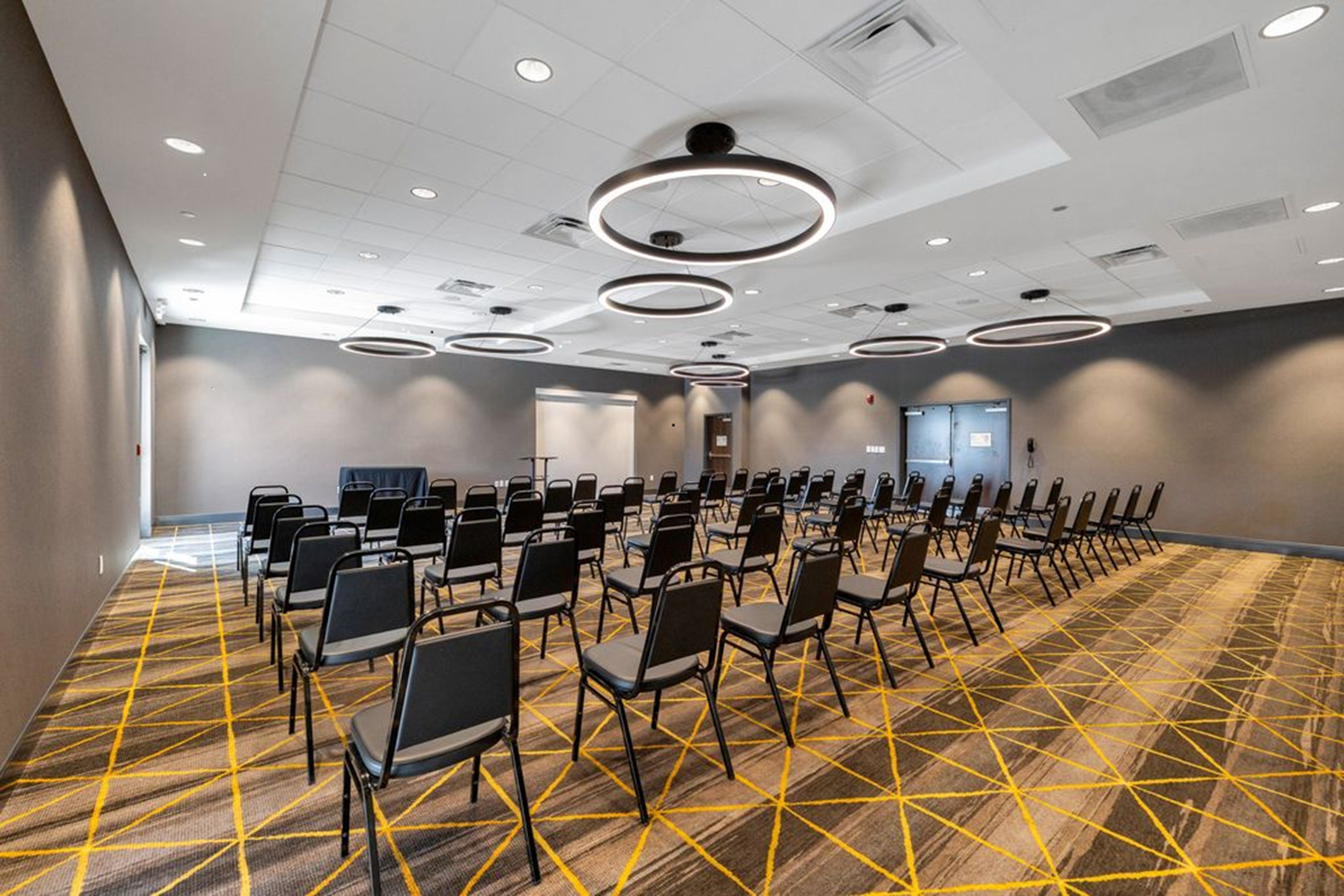 Holiday Inn - Chicago - Tinley Park, an IHG Hotel 40/50