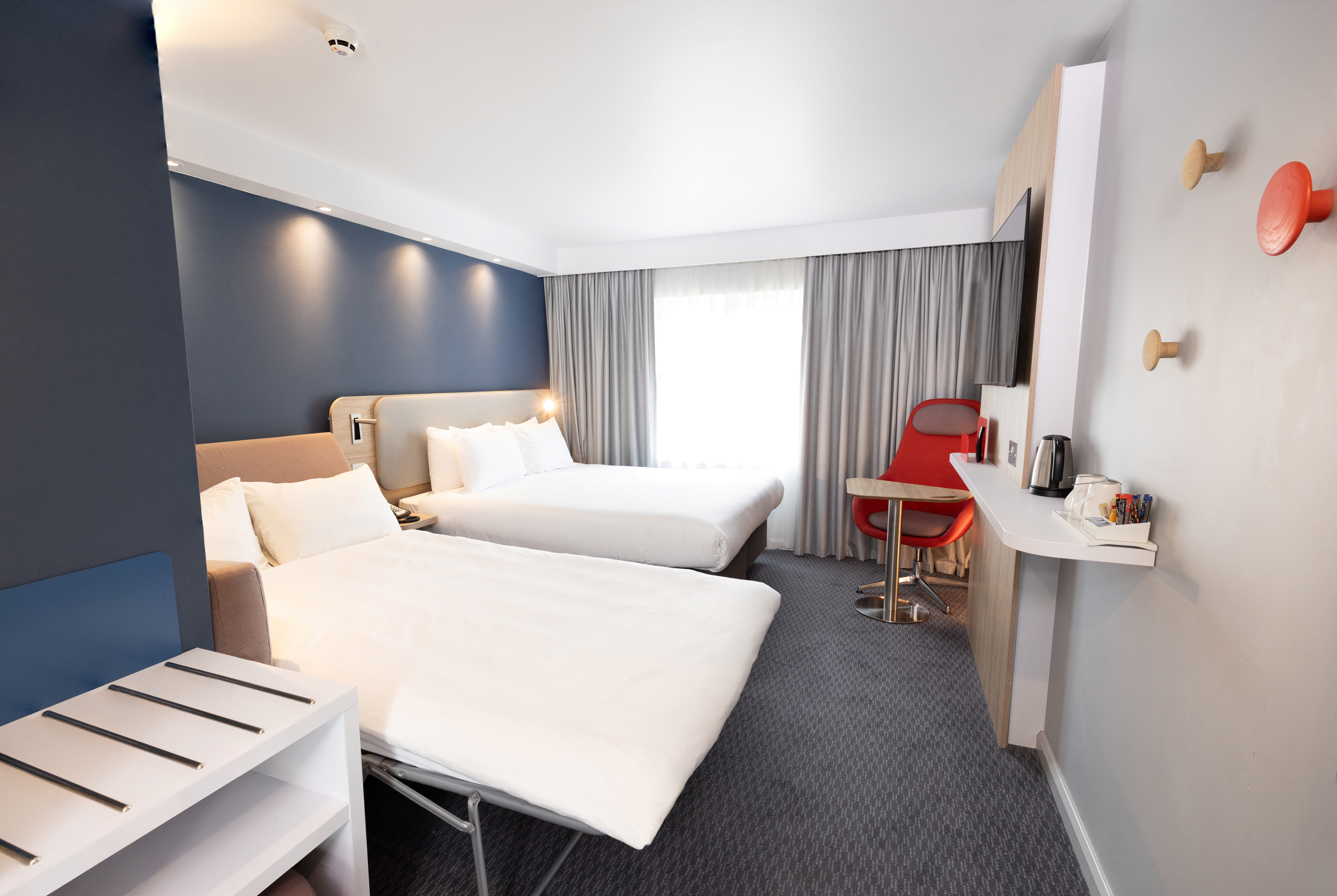 Holiday Inn Express Windsor 27/74