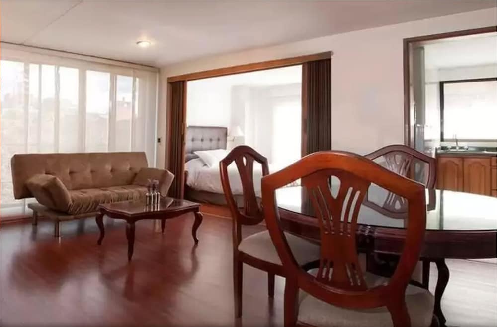 Apartaestudios Los Andes 27/39