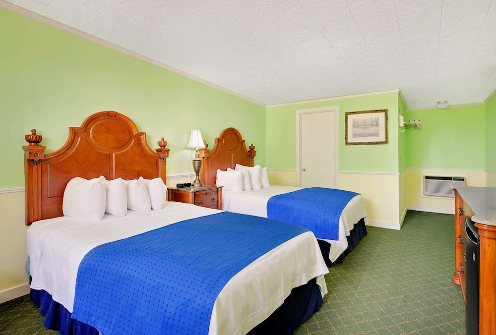 Days Inn by Wyndham Bar Harbor 23/53
