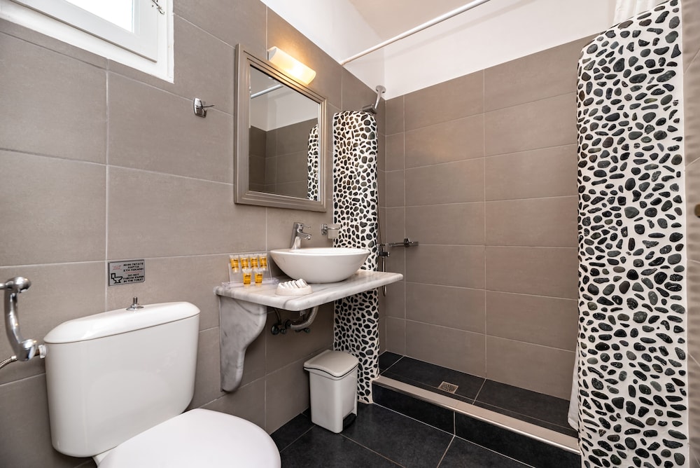 Stelios Place 43/50