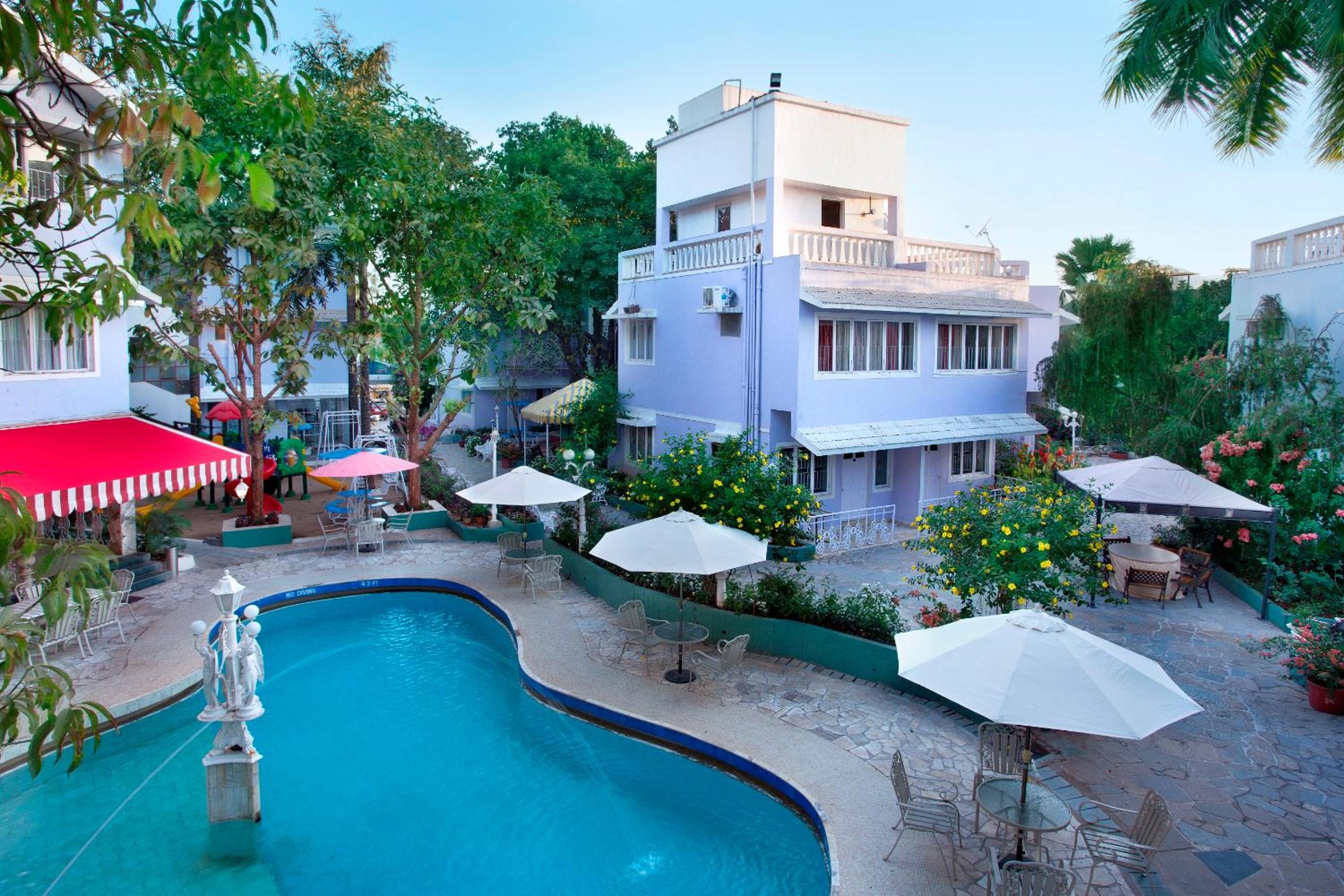 Avion Holiday Resort 35/38
