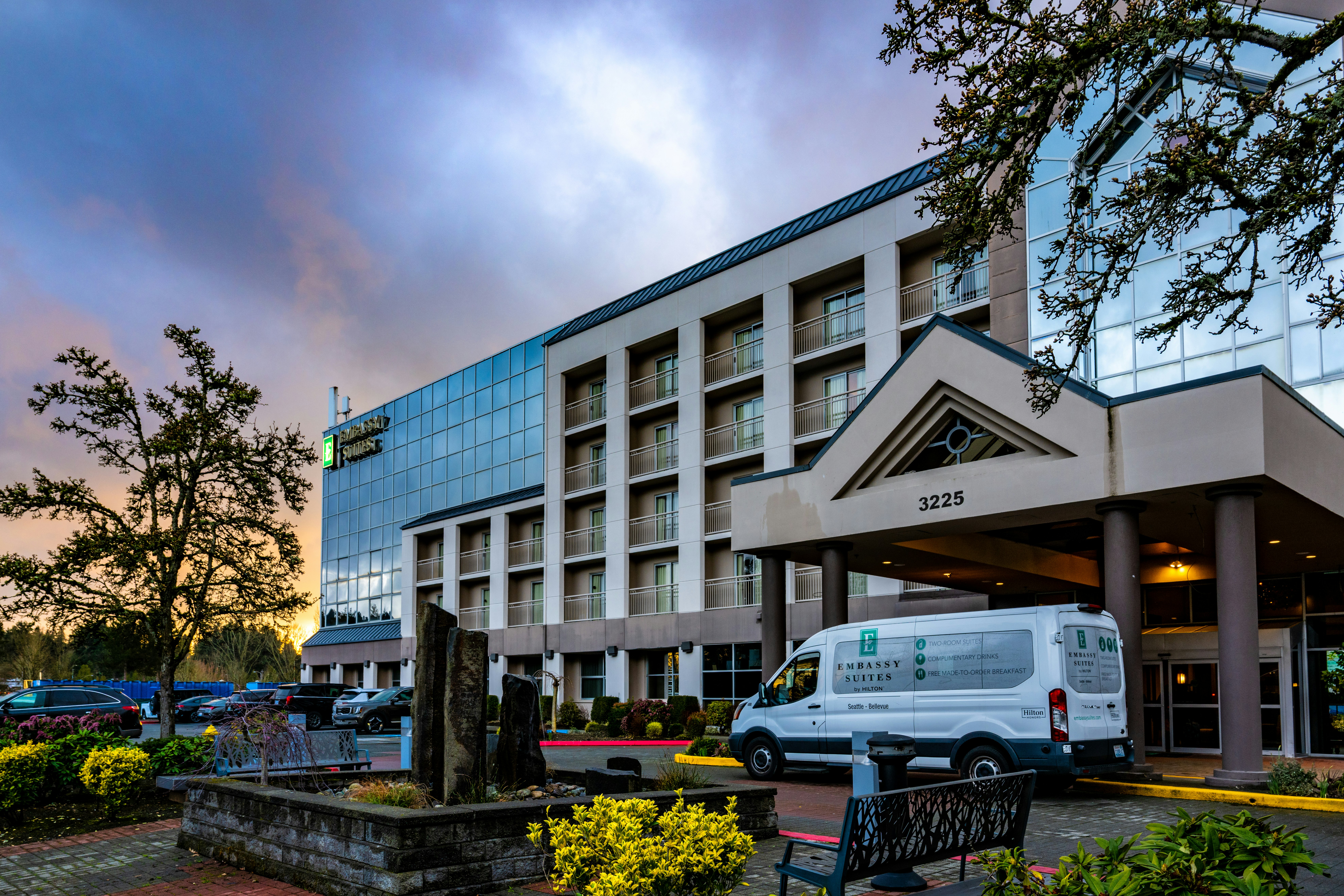 Embassy Suites by Hilton Seattle Bellevue in BELLEVUE - WA