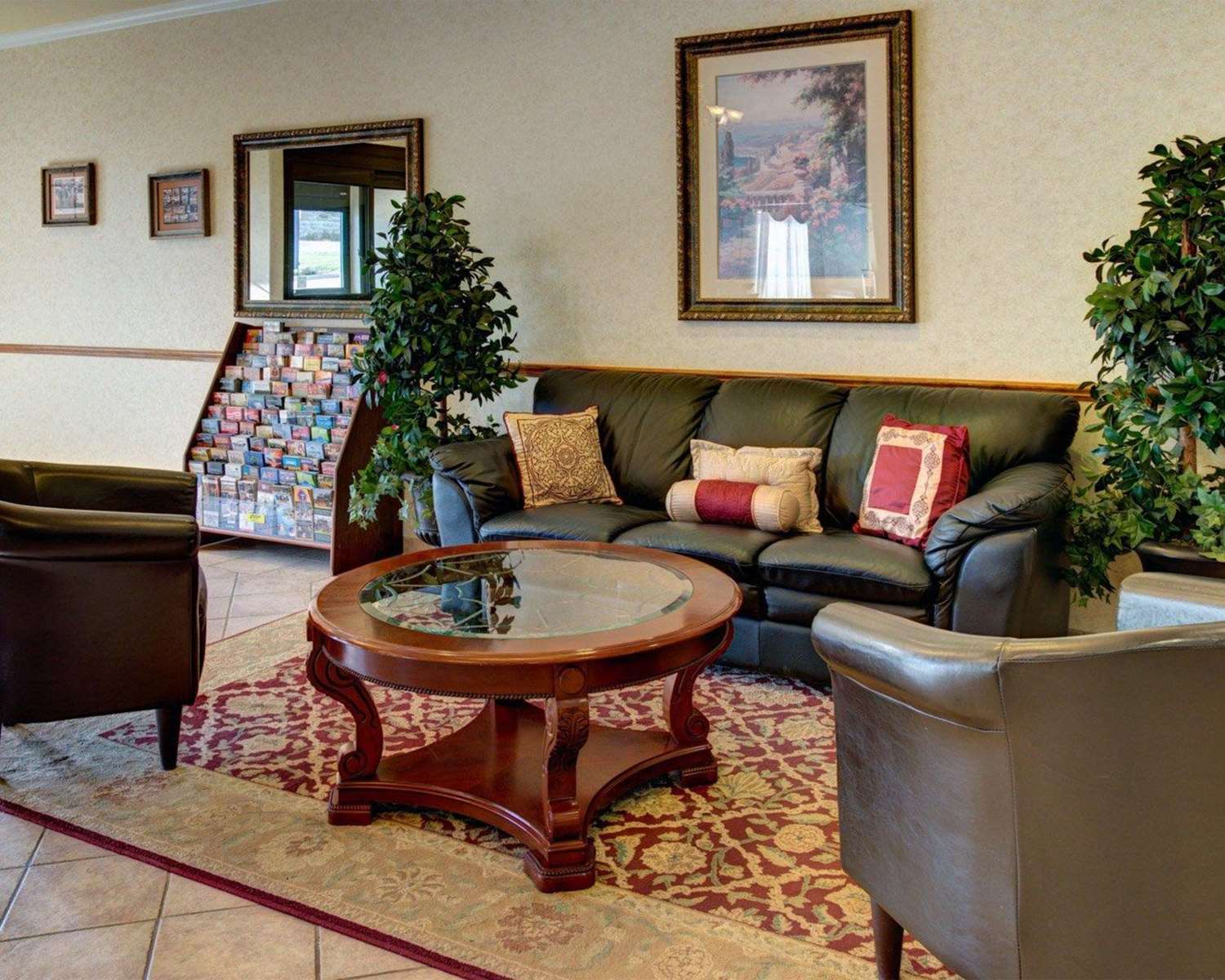 Quality Inn & Suites Glen Rose 15/23