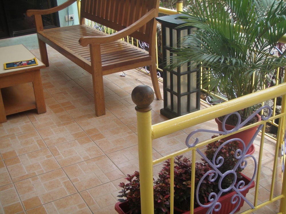 Anthurium Inn 4/52