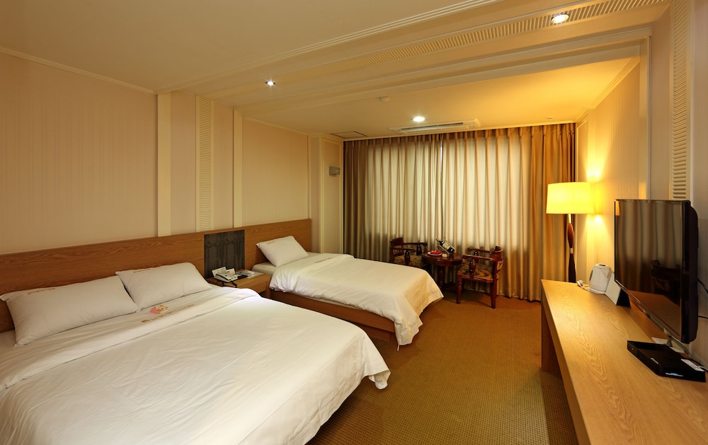 Hotel Bears 13/46