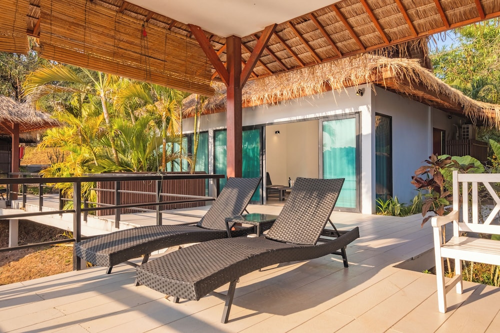 SANCTUARY NAM NGUM BEACH RESORT 30/53