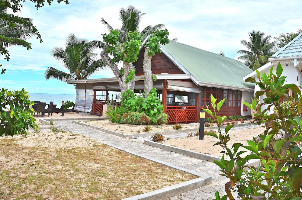 Villas De Mer Hotel 5/71